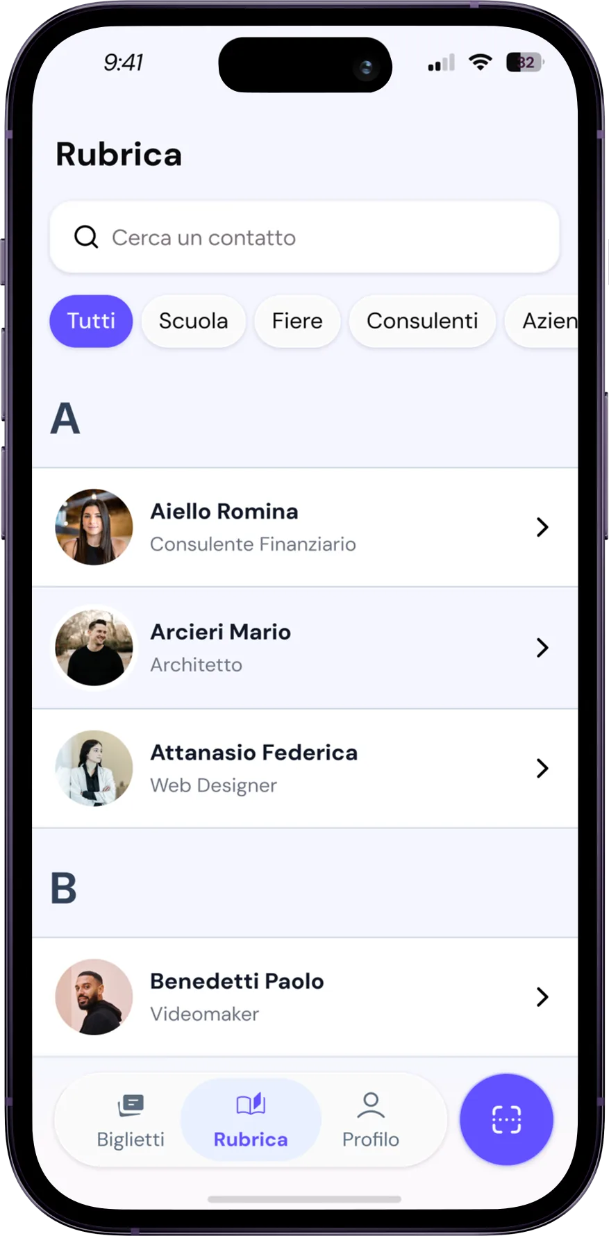 Schermata Rubrica dell’app Nettiko con l’elenco dei contatti salvati, la ricerca e i filtri per categoria
